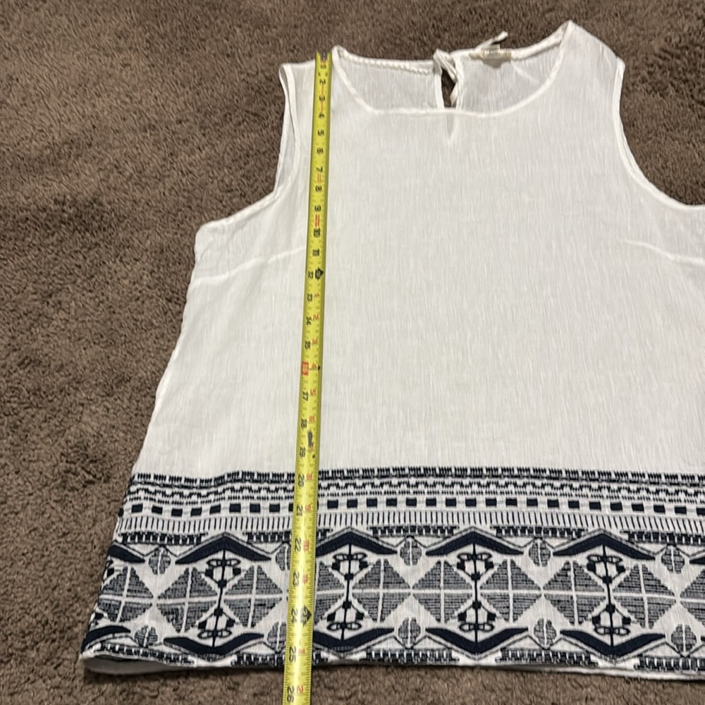 100% Linen-Artisan NY Tank Top-Sz L-Sleeveless-White-Navy Embroidery-EUC - Picture 12 of 15